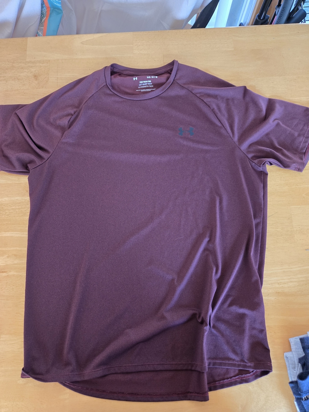 LG Men’s Maroon Short-Sleeve Performance Tee